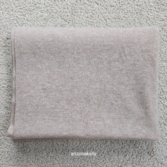 NWOT Cashmere Knit Scarf Heather Tan - Picture 2 of 12